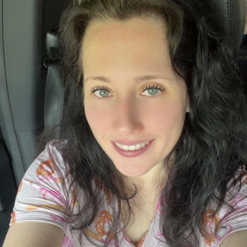 Meet your Posher, Sheena